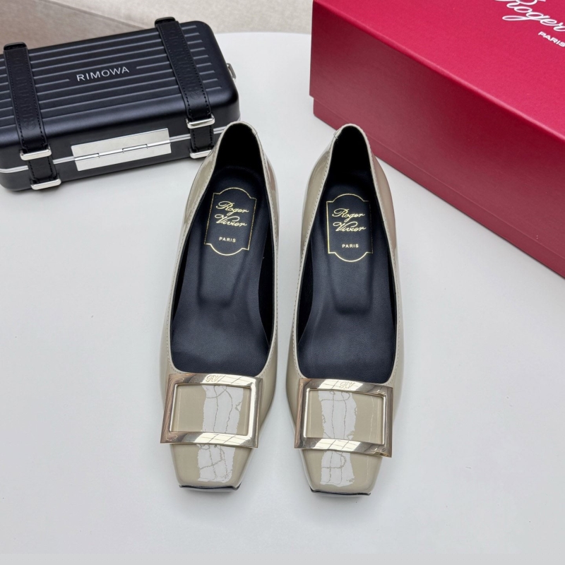 roger u1u1er flat shoes
